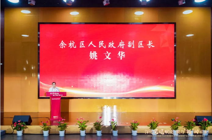 智能搬运机器人